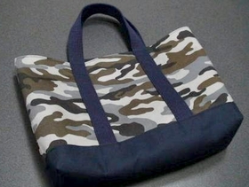 tote bag with camouflage pattern