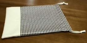 houndstooth drawstring pouch