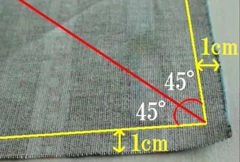 1cmと45度の折りライン