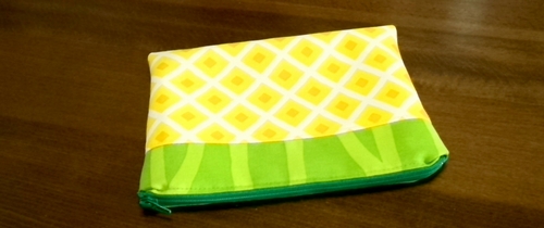 pineapple zippered pouch